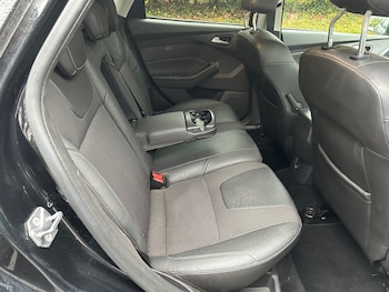 Used Ford Focus 2011 for sale - 76853935: Photo