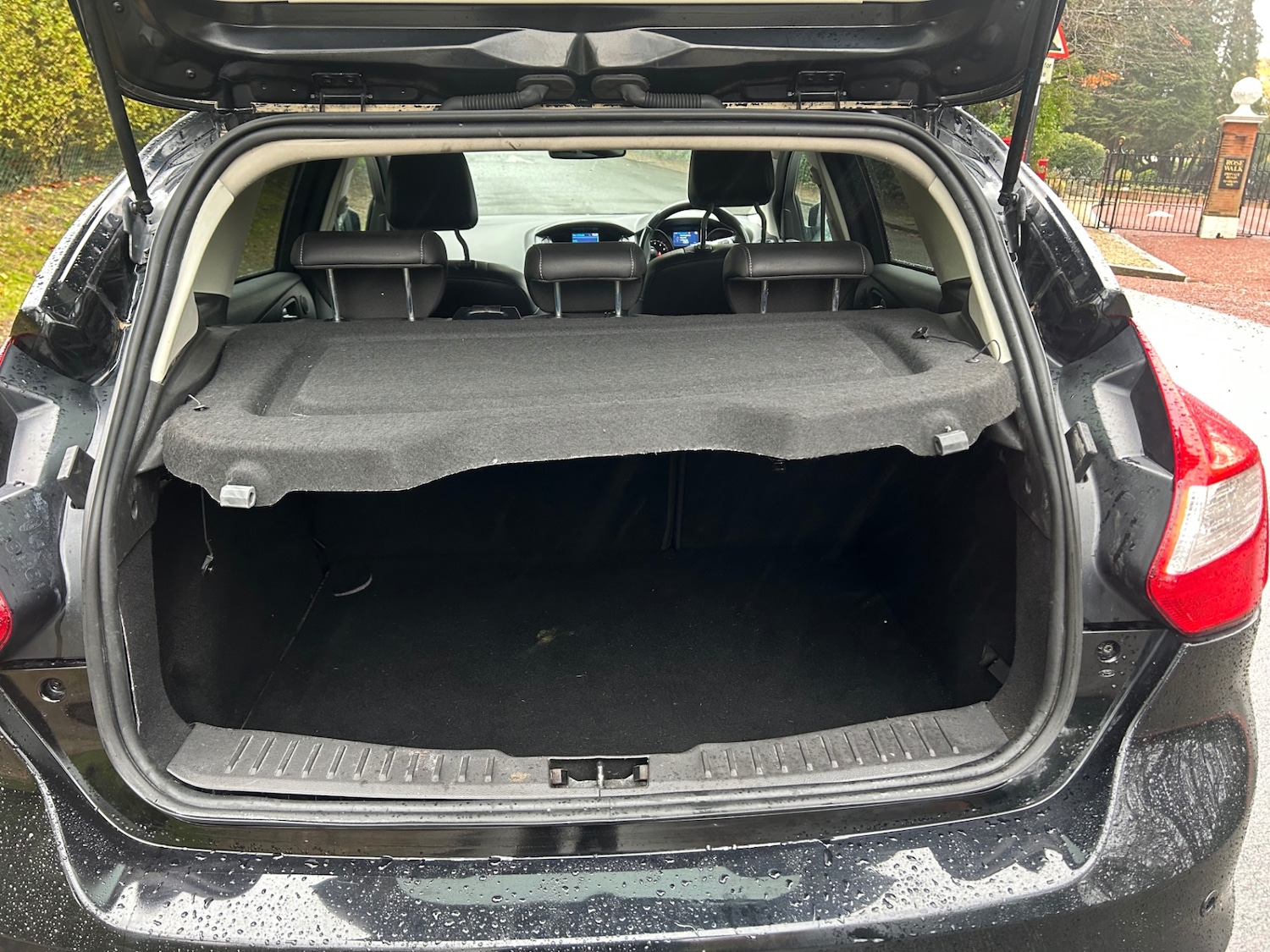 Used Ford Focus 2011 for sale - 76853935: Photo 6