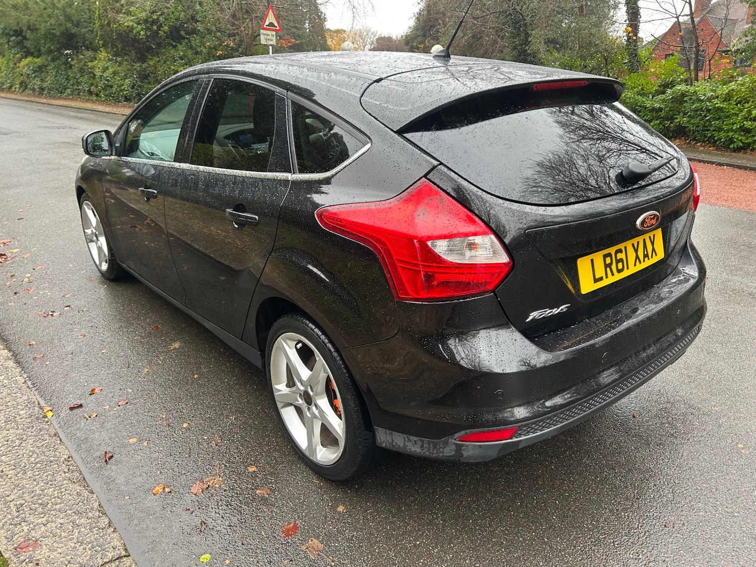 Used Ford Focus 2011 for sale - 76853935: Photo 8