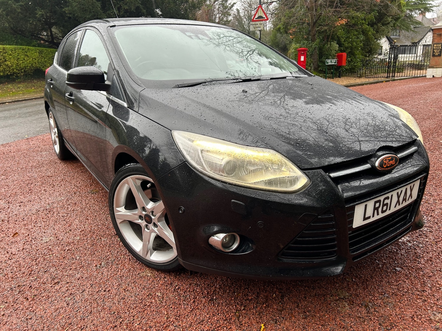 Used Ford Focus 2011 for sale - 76853935: Photo 9