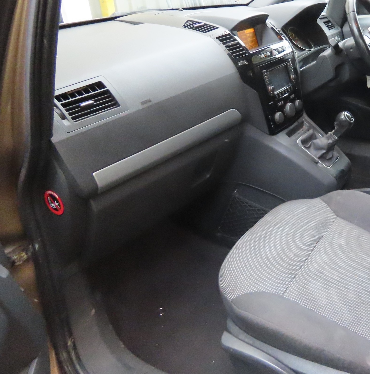 Used Vauxhall Zafira 2012 for sale - 77266787: Photo 6