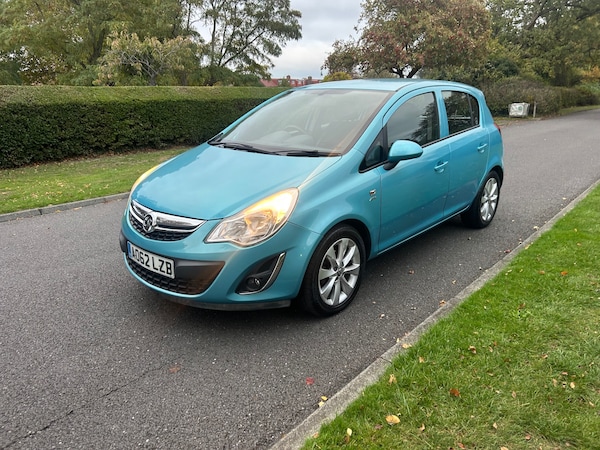 Used Vauxhall Corsa 2012 for sale - 76258150: Photo 2