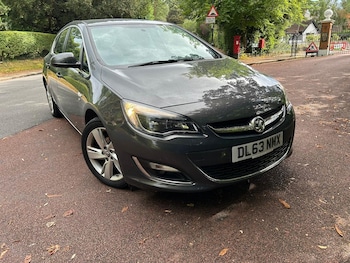 2014 (63) - 1.4T 16V SRi 5dr