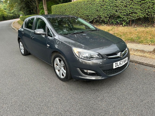 Used Vauxhall Astra 2014 for sale - 75612800: Photo 5