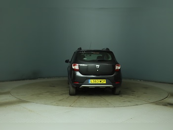 Used Dacia Sandero Stepway 2013 for sale - 76073720: Photo 2
