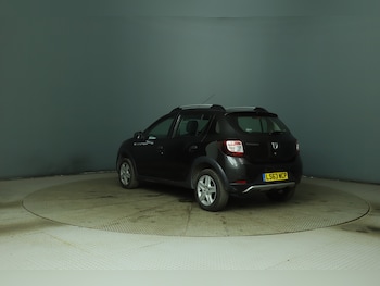 Used Dacia Sandero Stepway 2013 for sale - 76073720: Photo 4