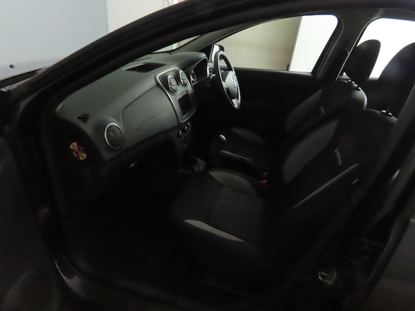 Used Dacia Sandero Stepway 2013 for sale - 76073720: Photo 9