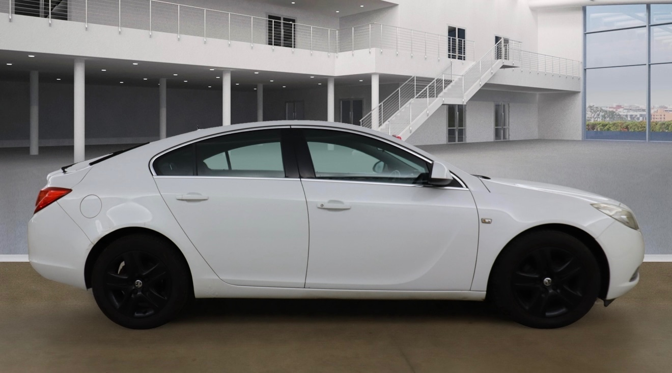 Used Vauxhall Insignia 2012 for sale - 76659437: Photo 5