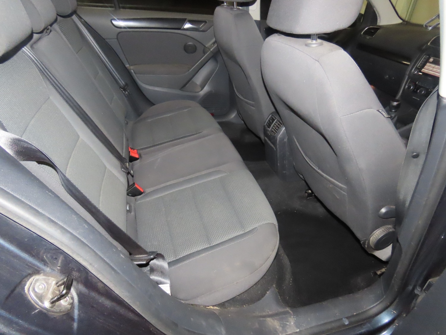 Used Volkswagen Golf 2011 for sale - 77173450: Photo 5