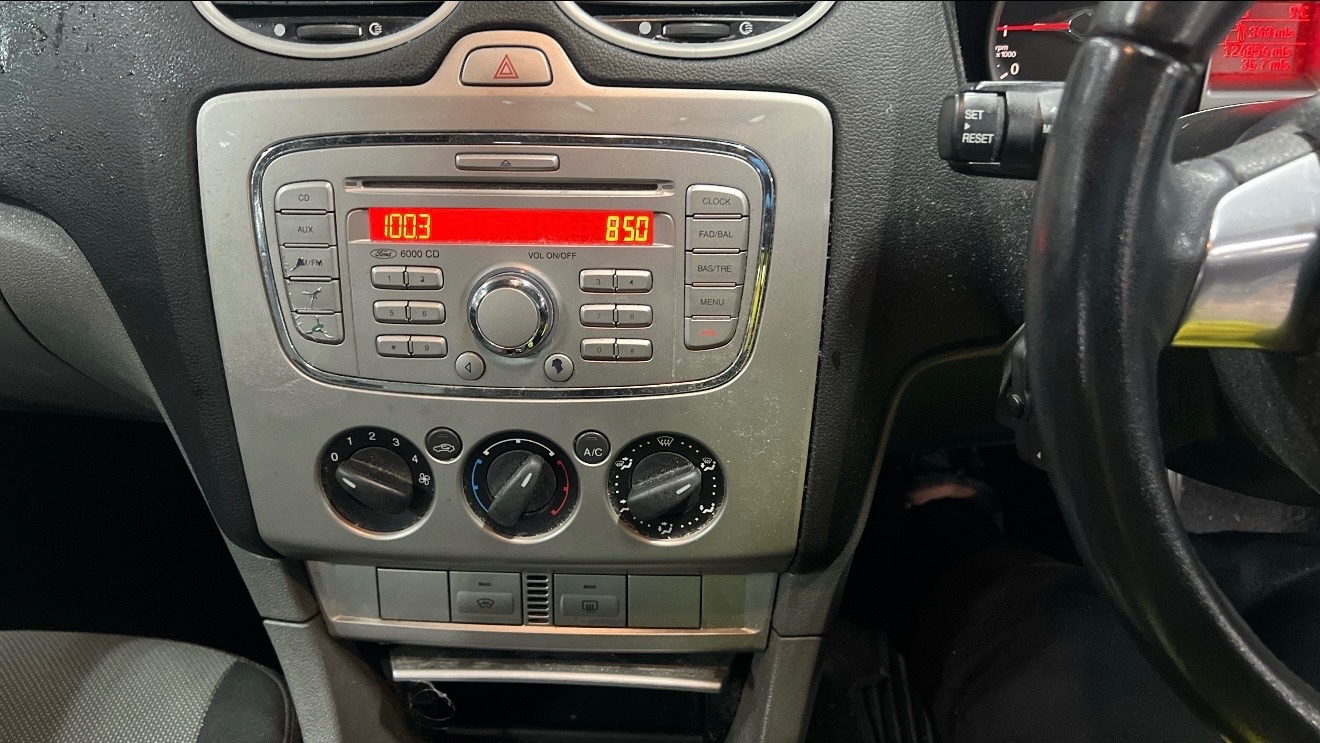 Used Ford Focus 2009 for sale - 77370999: Photo 11