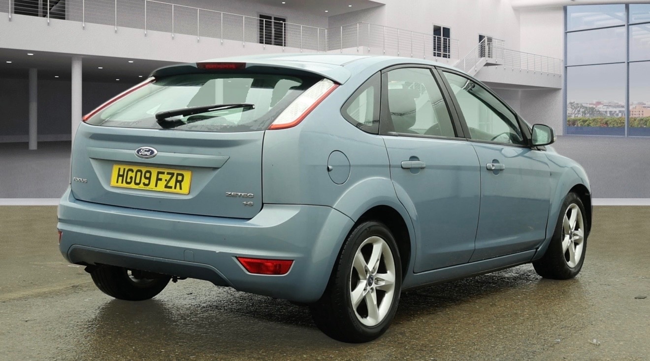 Used Ford Focus 2009 for sale - 77370999: Photo 4