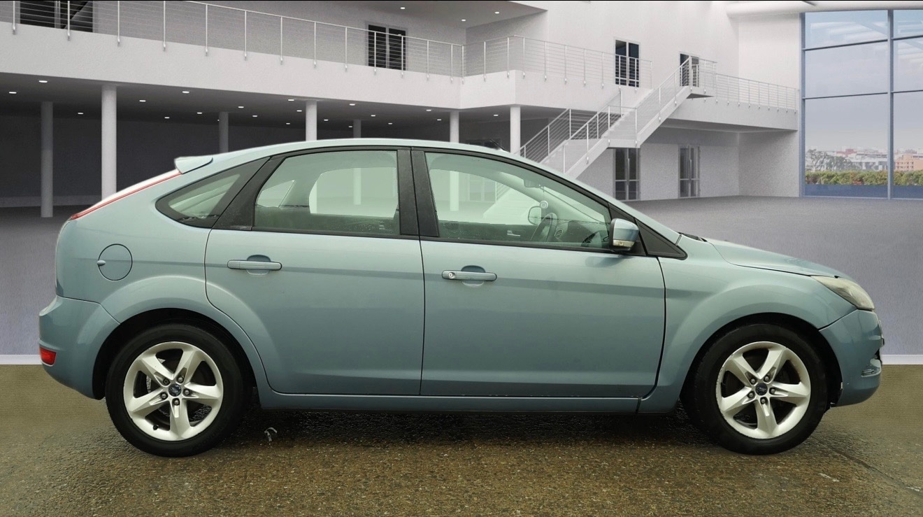 Used Ford Focus 2009 for sale - 77370999: Photo 5