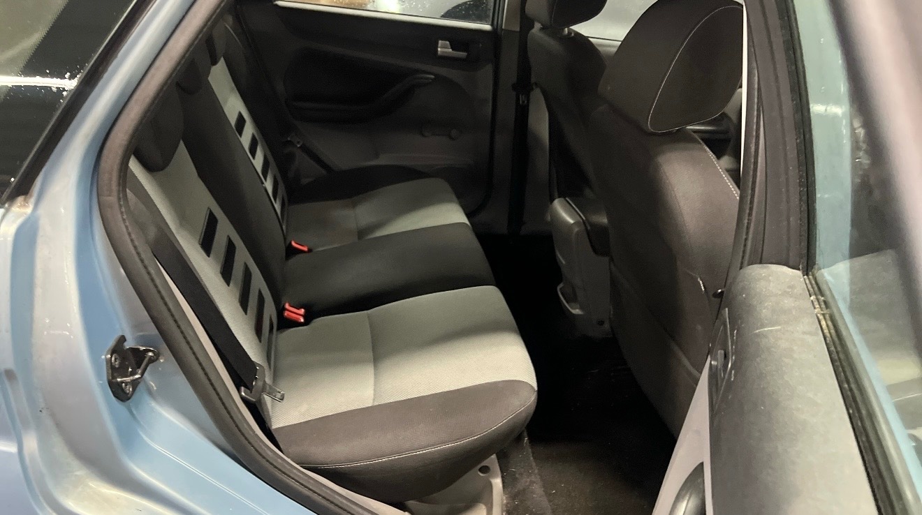 Used Ford Focus 2009 for sale - 77370999: Photo 8