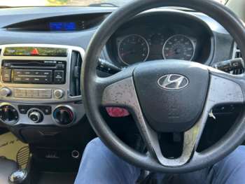 Used Hyundai i20 2014 for sale - 75349526: Photo