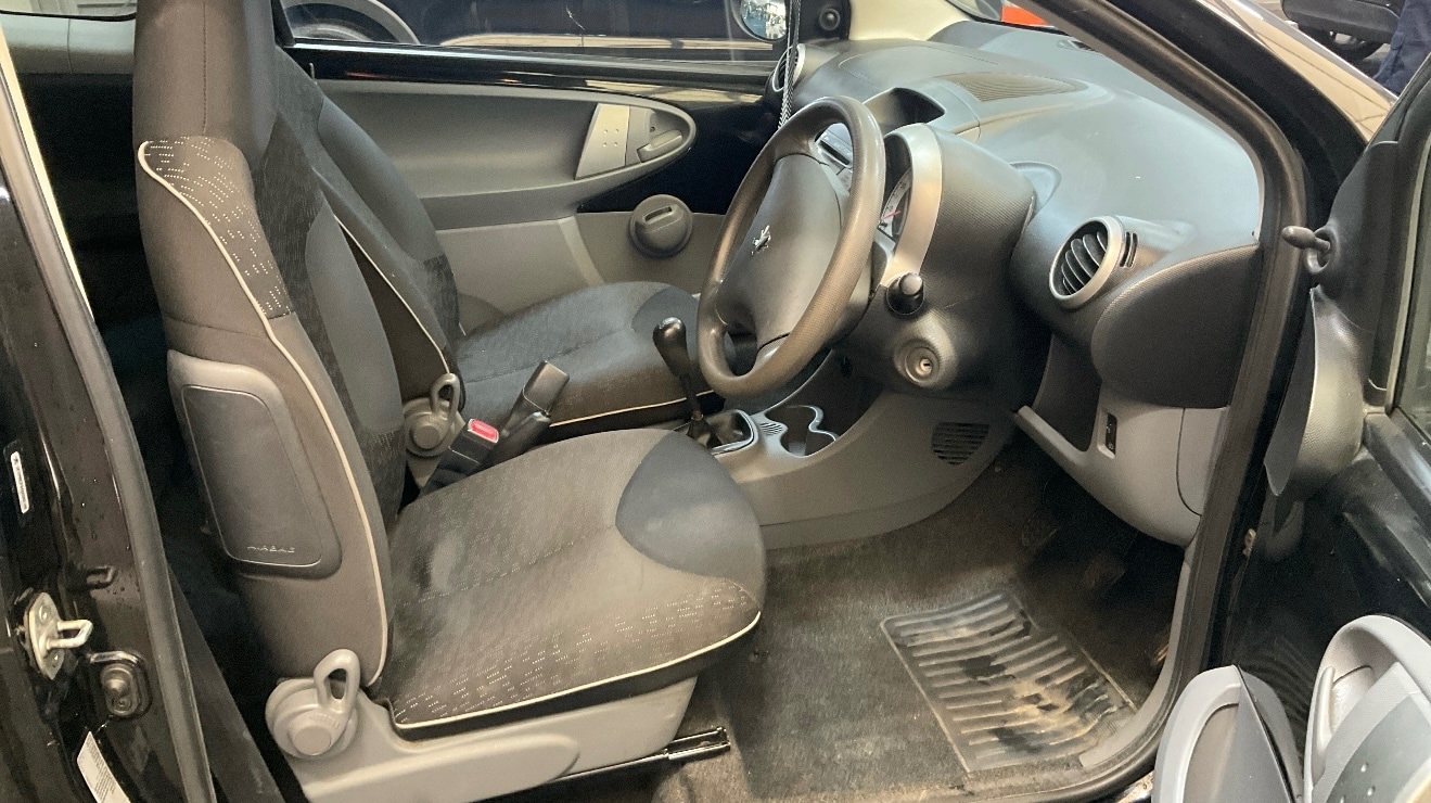 Used Peugeot 107 2011 for sale - 76369685: Photo 9