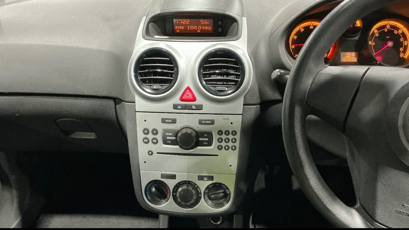 Used Vauxhall Corsa 2012 for sale - 77173568: Photo 7