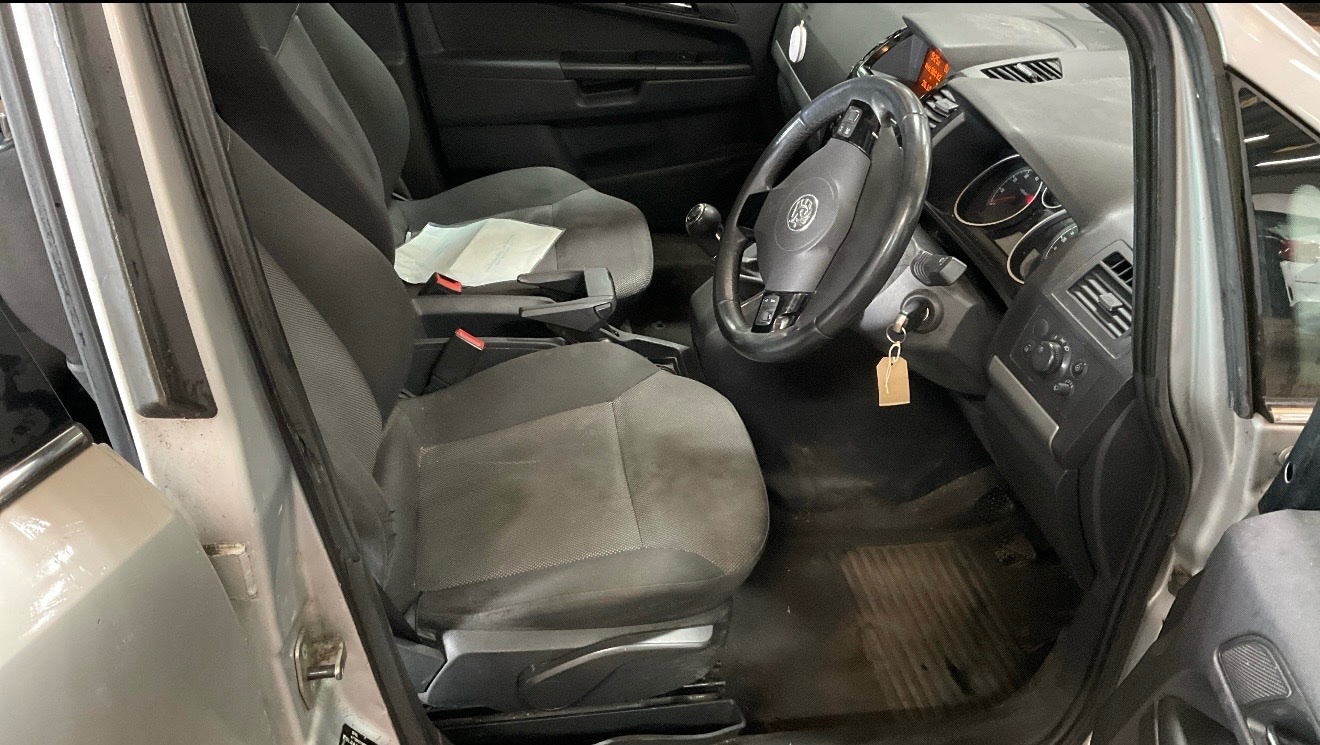 Used Vauxhall Zafira 2011 for sale - 77453663: Photo 9