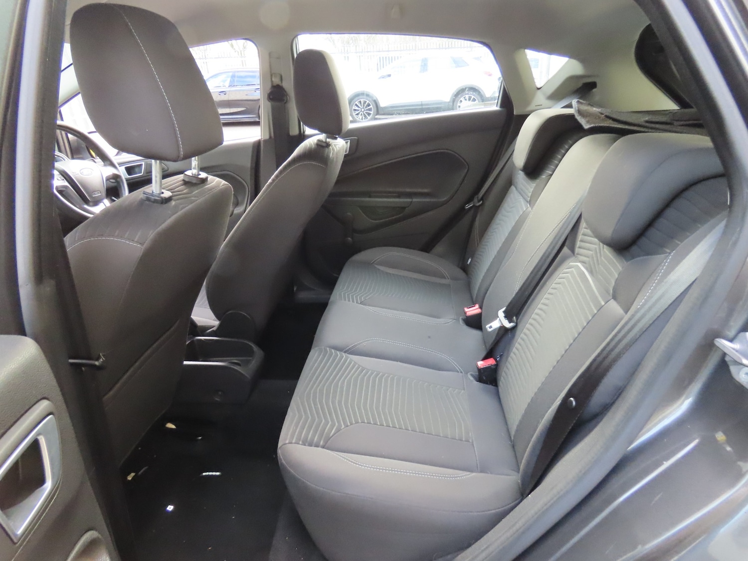 Used Ford Fiesta 2015 for sale - 77073836: Photo 4