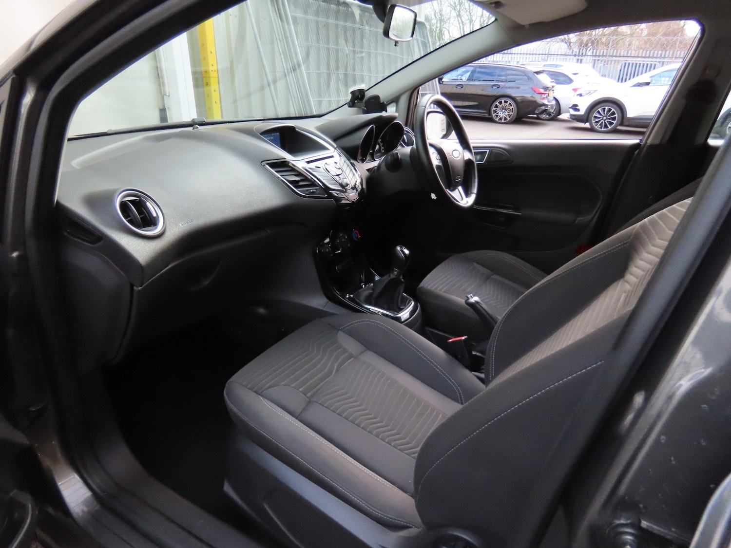 Used Ford Fiesta 2015 for sale - 77073836: Photo 6