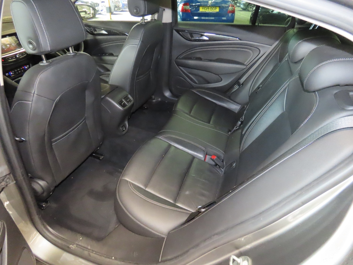 Used Vauxhall Insignia 2017 for sale - 77326616: Photo 4