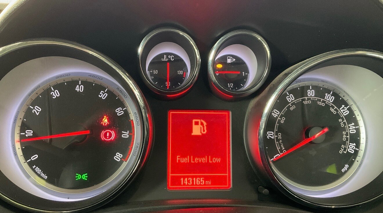 Used Vauxhall Astra 2013 for sale - 77370995: Photo 10