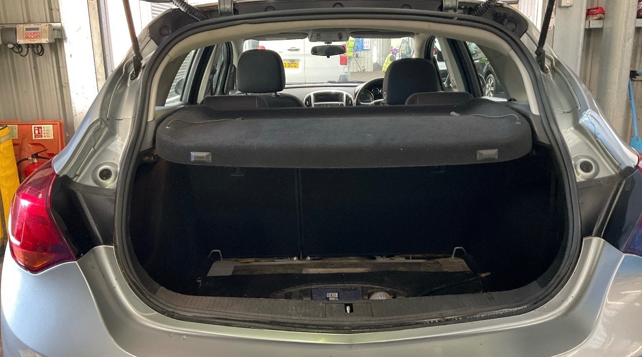 Used Vauxhall Astra 2013 for sale - 77370995: Photo 7