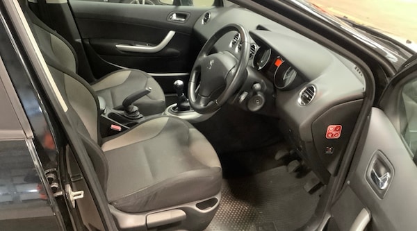 Used Peugeot 308 2009 for sale - 76285142: Photo 4