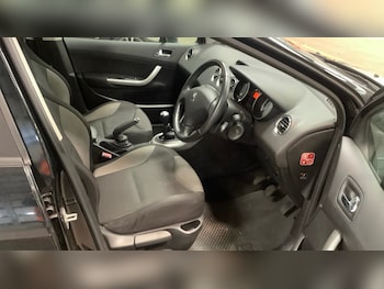 Used Peugeot 308 2009 for sale - 76285142: Photo 4