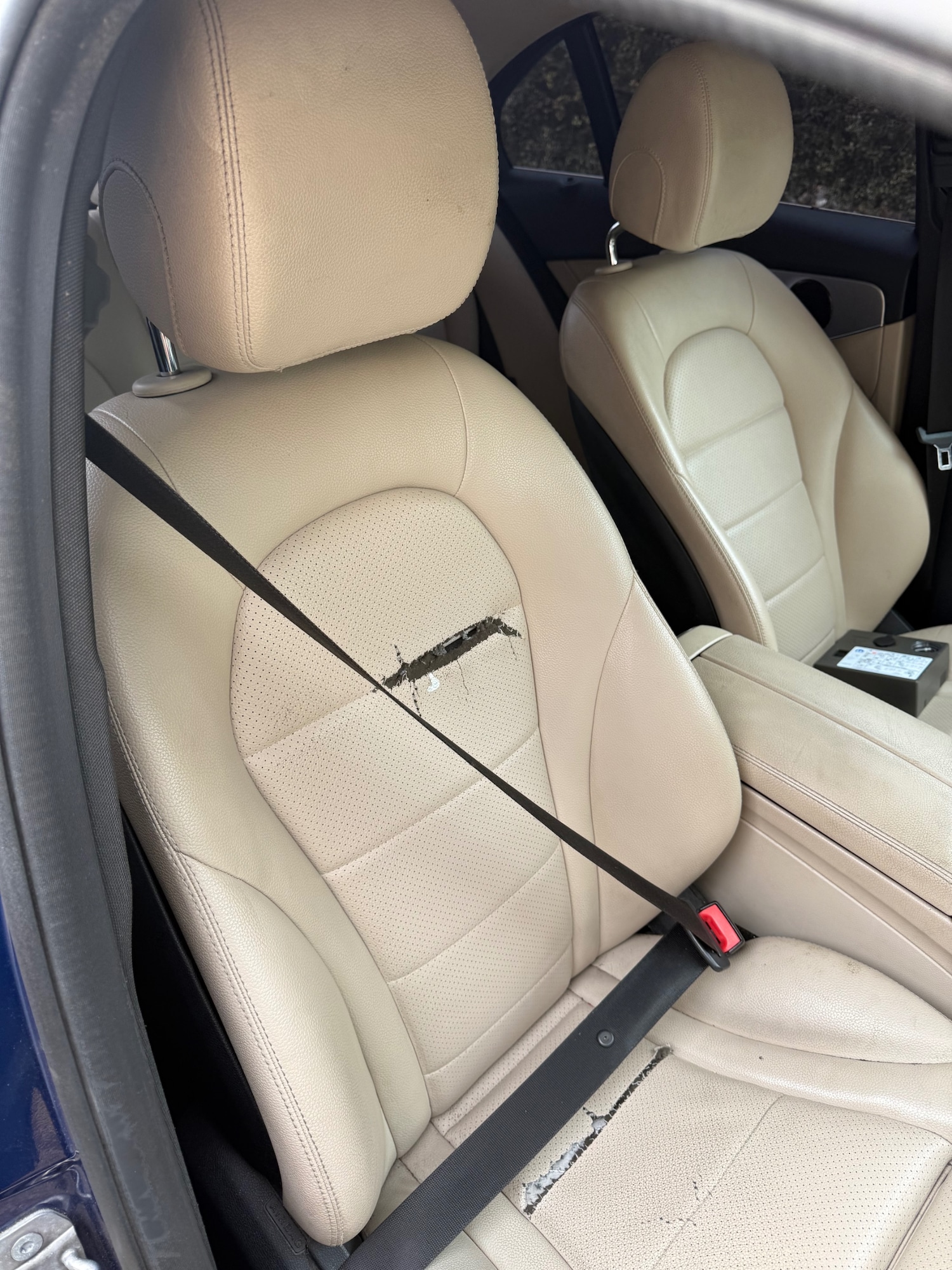 Used Mercedes-Benz C Class 2018 for sale - 75523150: Photo 8