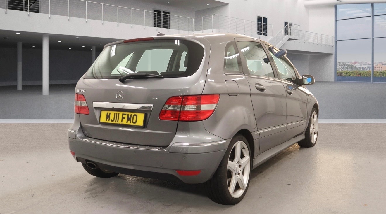 Used Mercedes-Benz B Class 2011 for sale - 77162440: Photo 4