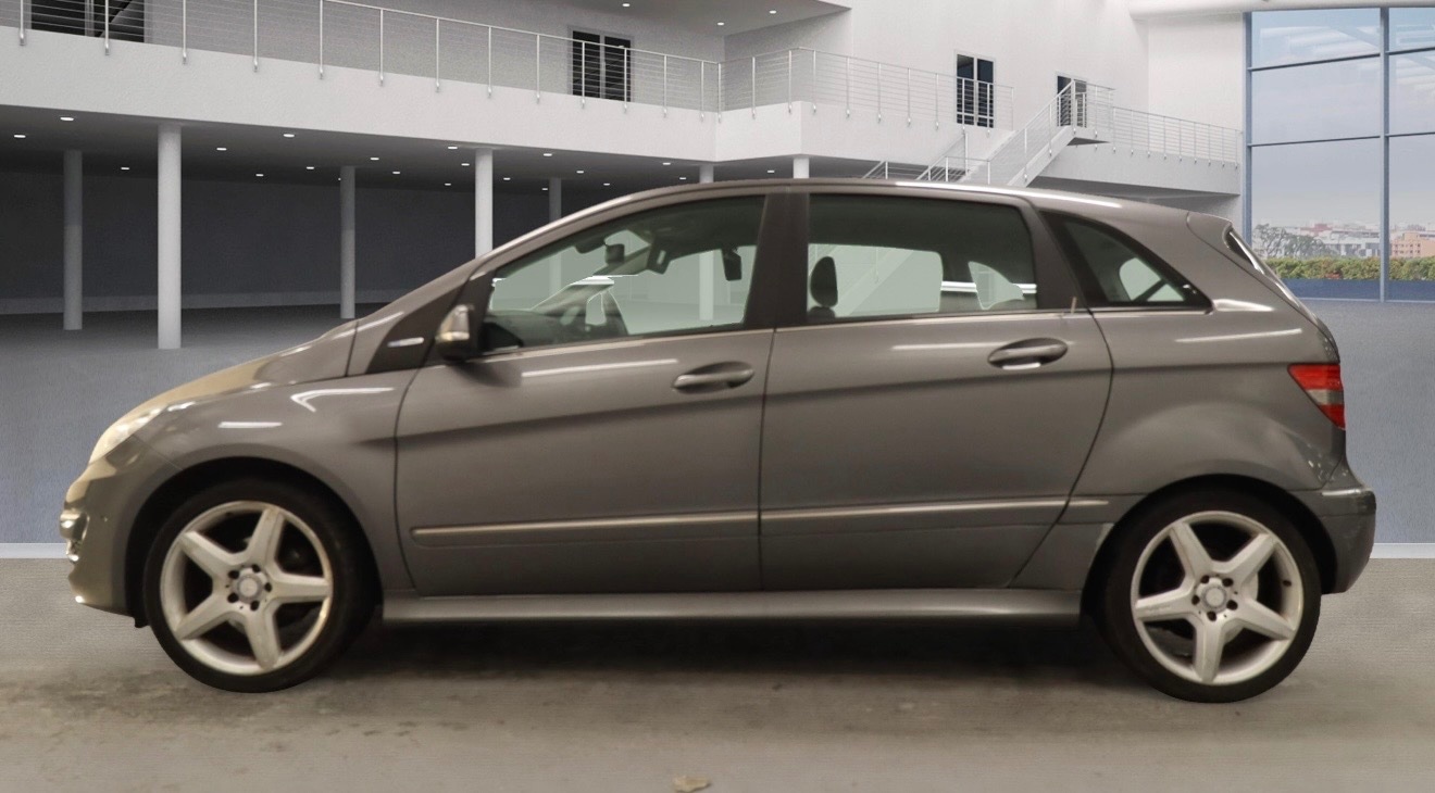 Used Mercedes-Benz B Class 2011 for sale - 77162440: Photo 6