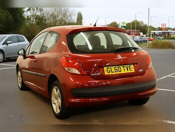 Used Peugeot 207 2011 for sale - 75656411: Photo