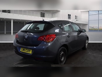 Used Vauxhall Astra 2011 for sale - 77314150: Photo