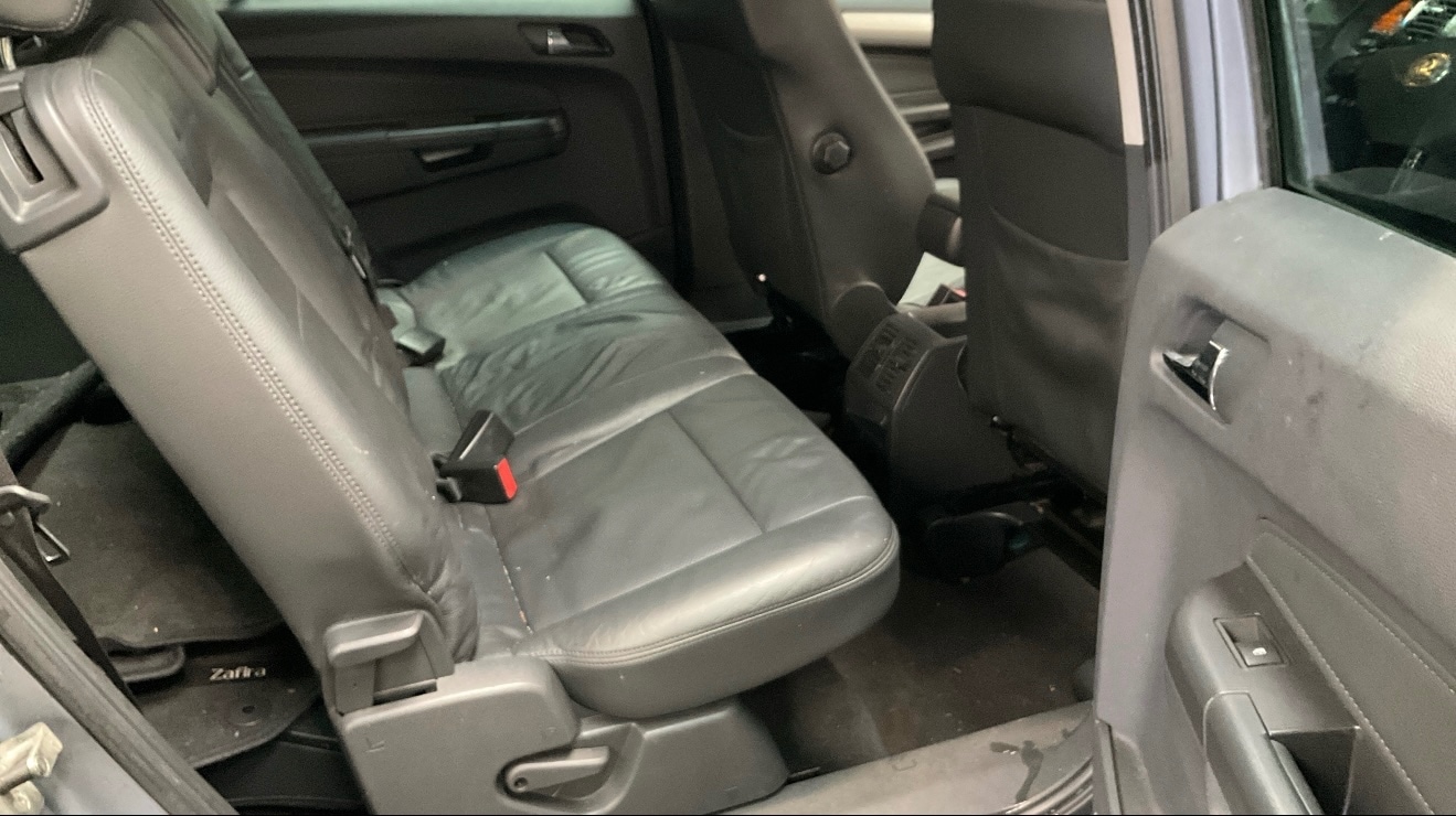 Used Vauxhall Zafira 2010 for sale - 76510797: Photo 8