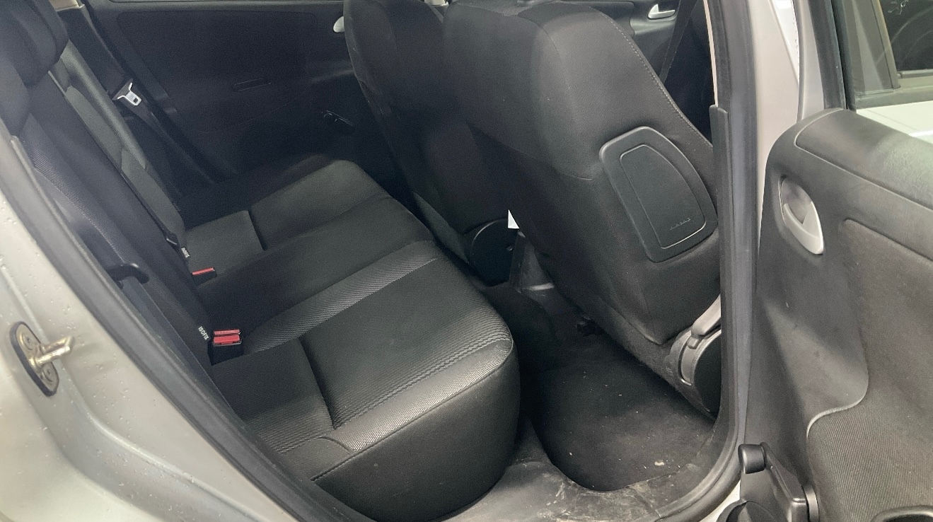 Used Peugeot 207 2011 for sale - 76440781: Photo 3