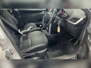 Used Peugeot 207 2011 for sale - 76440781: Photo