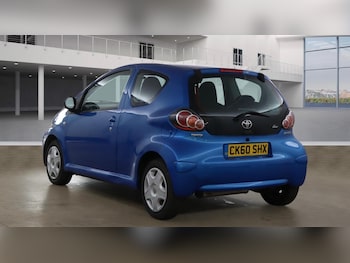 Used Toyota AYGO 2011 for sale - 75694908: Photo