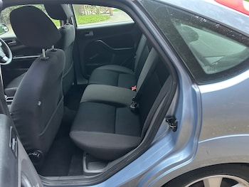 Used Ford Focus 2005 for sale - 77080960: Photo