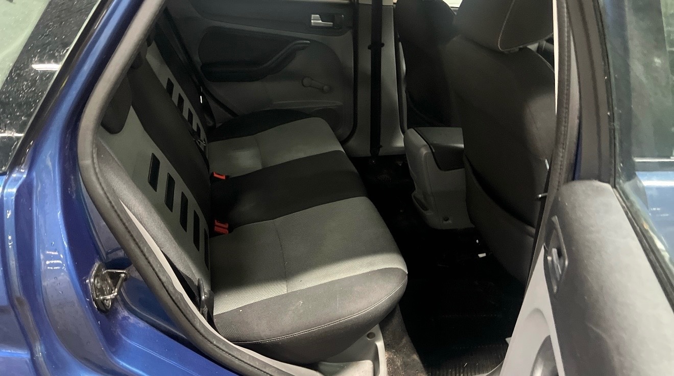 Used Ford Focus 2009 for sale - 76963793: Photo 8