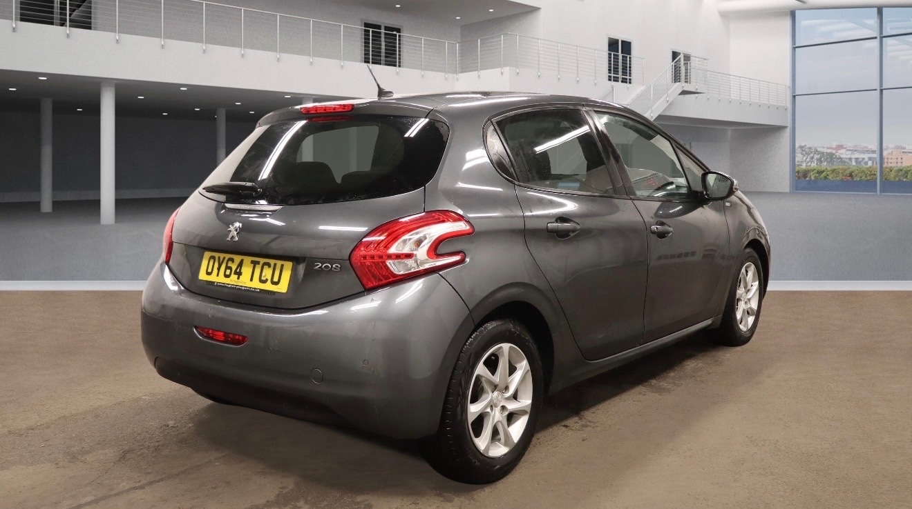 Used Peugeot 208 2014 for sale - 77478292: Photo 4