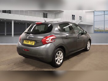 Used Peugeot 208 2014 for sale - 77478292: Photo