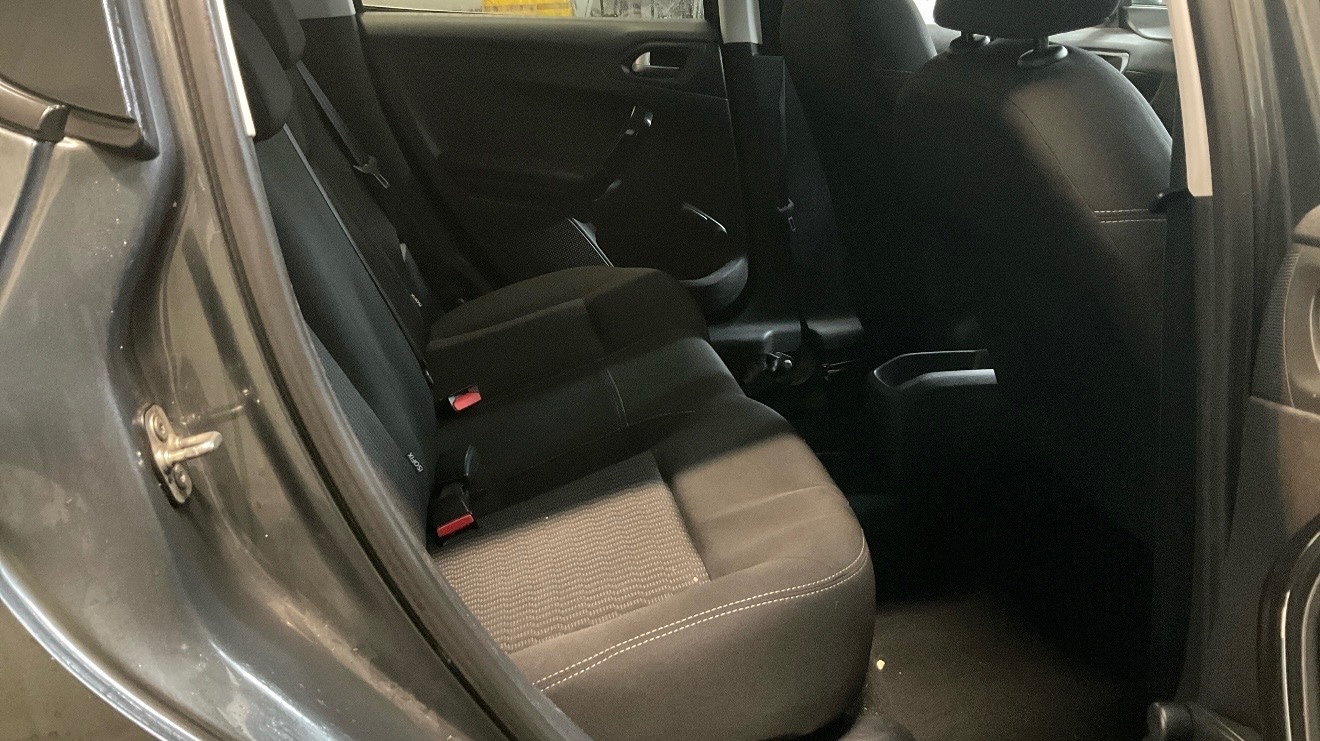 Used Peugeot 208 2014 for sale - 77478292: Photo 8