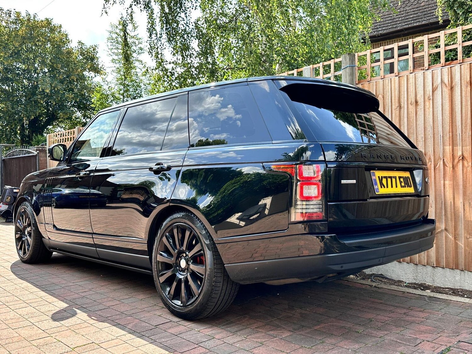 Used Land Rover Range Rover 2015 for sale - 76937666: Photo 2