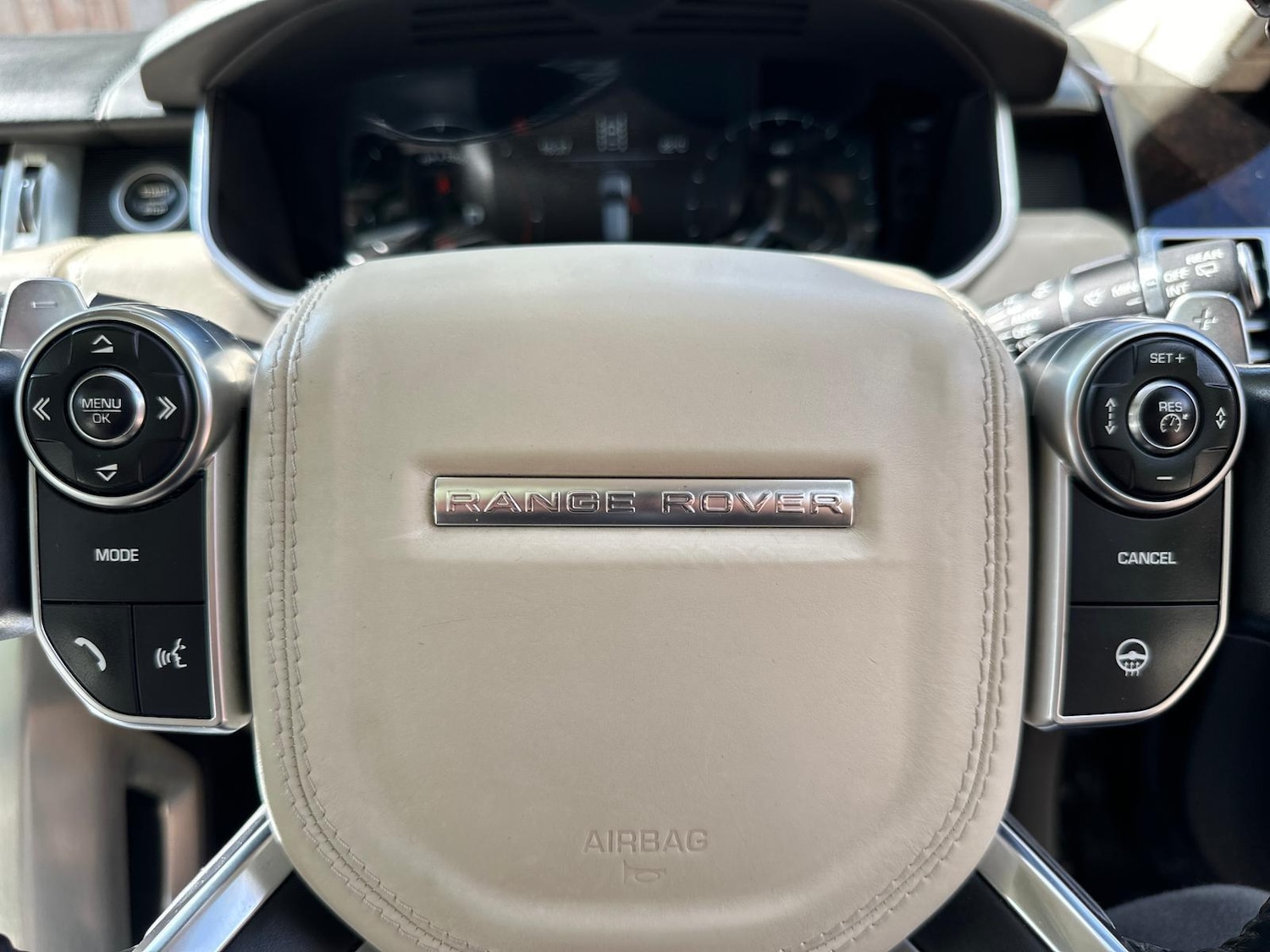 Used Land Rover Range Rover 2015 for sale - 76937666: Photo 26