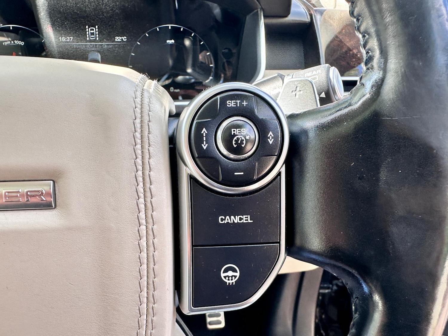 Used Land Rover Range Rover 2015 for sale - 76937666: Photo 27