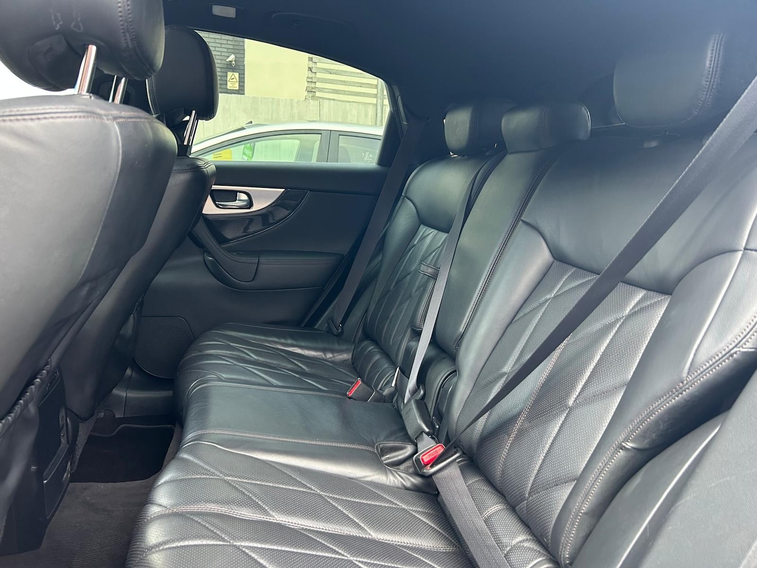 Used Infiniti FX 2011 for sale - 76697879: Photo 31