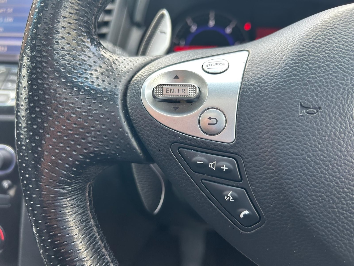 Used Infiniti FX 2011 for sale - 76697879: Photo 39