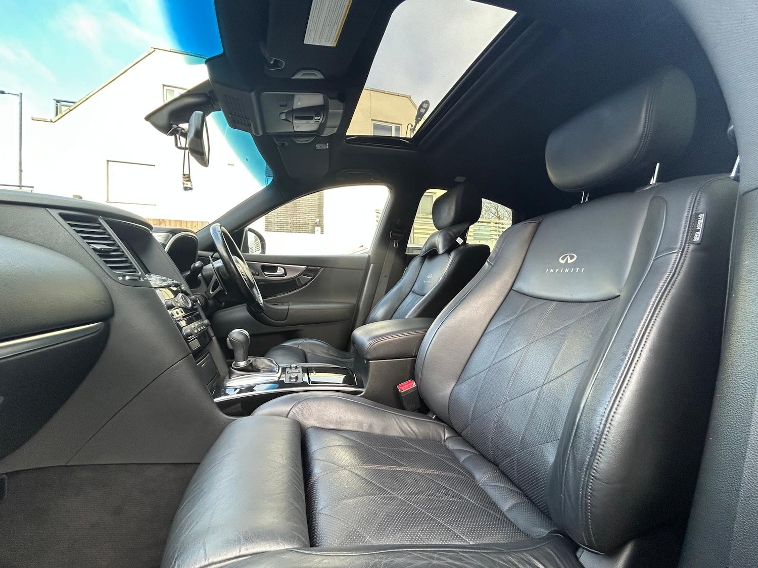 Used Infiniti FX 2011 for sale - 76697879: Photo 43