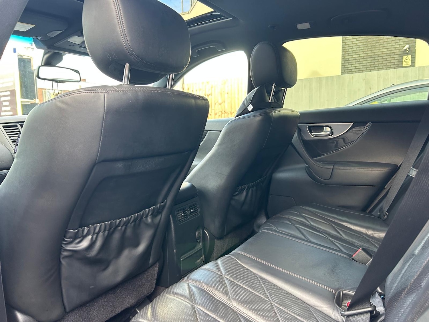 Used Infiniti FX 2011 for sale - 76697879: Photo 46