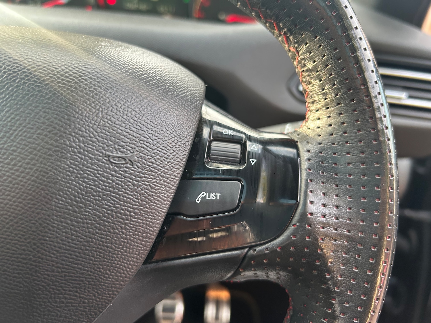 Used Peugeot 308 2018 for sale - 76711977: Photo 22